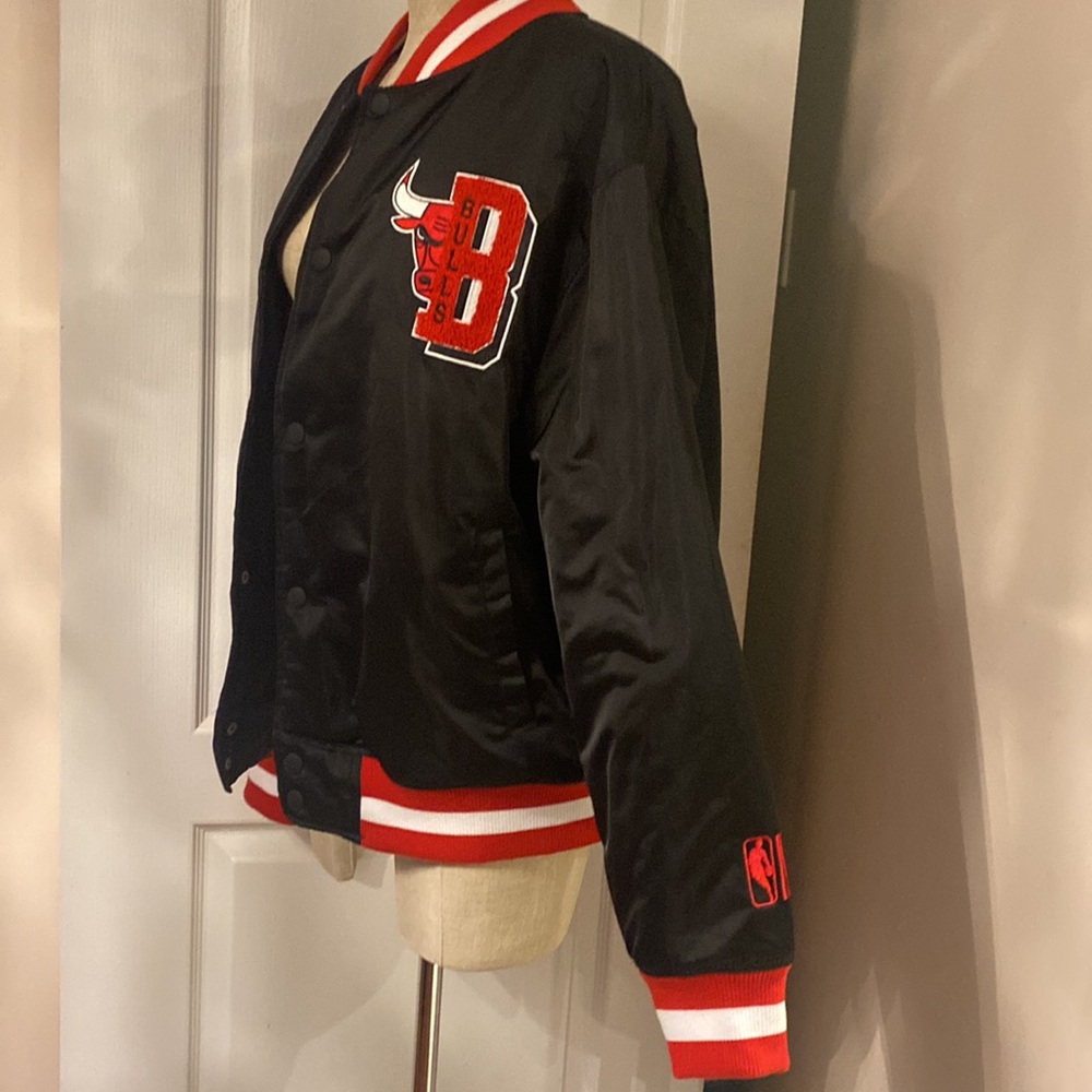 NBA Black and Red Jacket - Picture 6 of 12